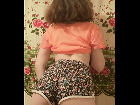 ❤️ مثير فاتنة الشباب تجريد من شورت لها على الكاميرا الفاسقات. عند٪ ar.xxx-wow-net.ru٪